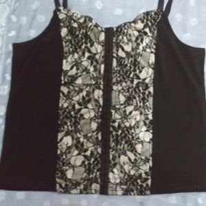 Avenue studio women's top